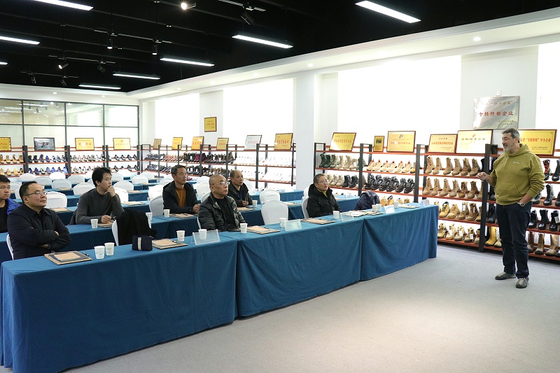 意大利RSA蒞臨百華鞋業(yè)洽談項(xiàng)目并成功簽約！