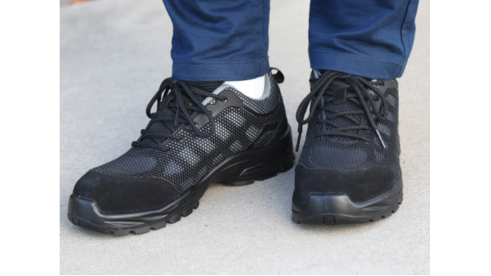建材廠(chǎng)防穿刺勞保鞋_建材廠(chǎng)需要穿防刺勞保鞋嗎？